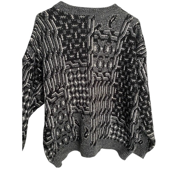 Upper Body Knit Sweater Abstract Geometric Paisley - Picture 7 of 7